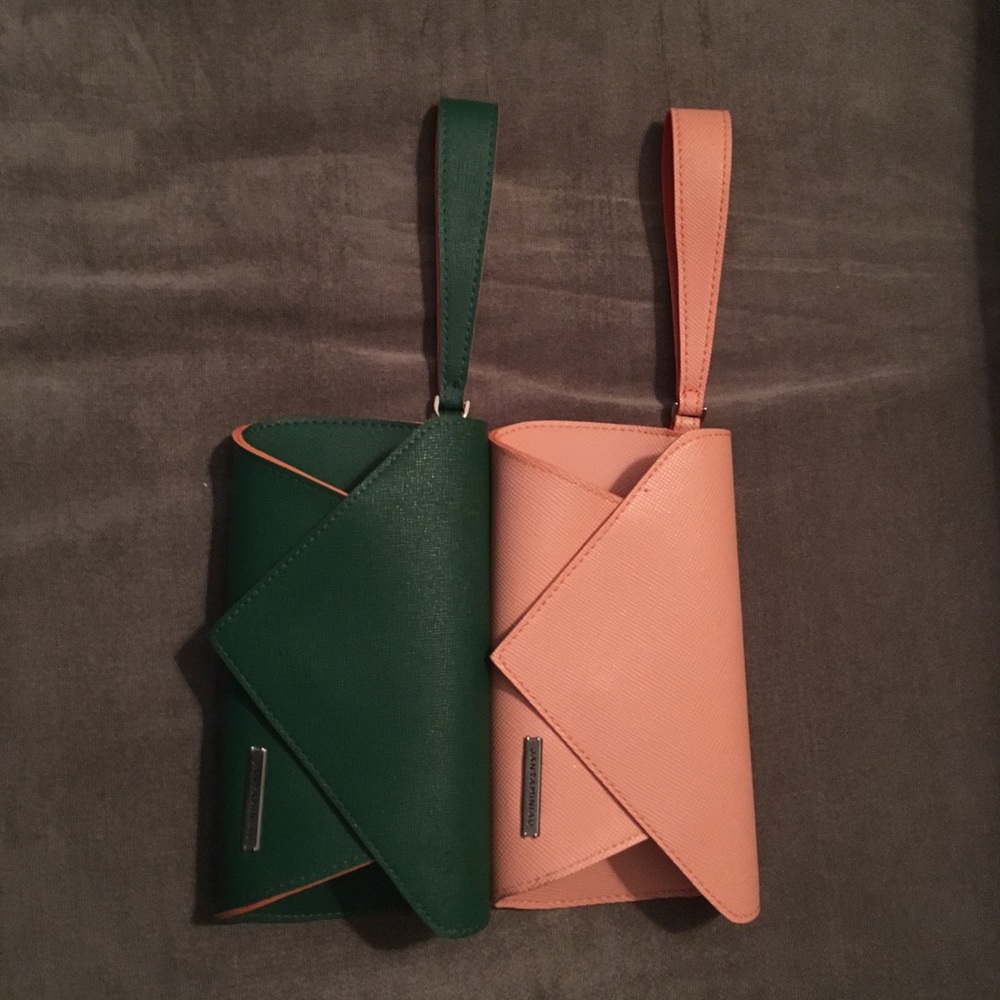 JANTAMINIAU clutch wristlets